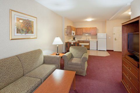 Express & By Ihg 2*