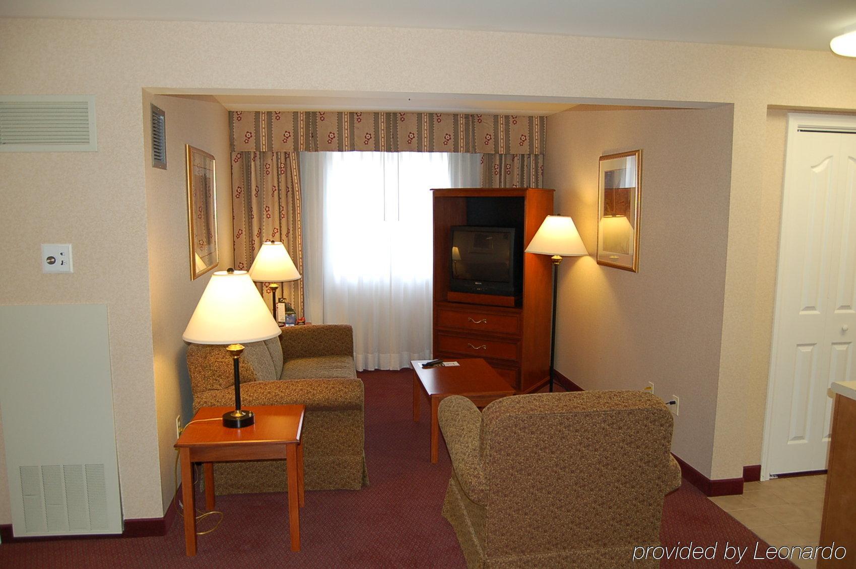 Hotel Express & By Ihg White River Junction
