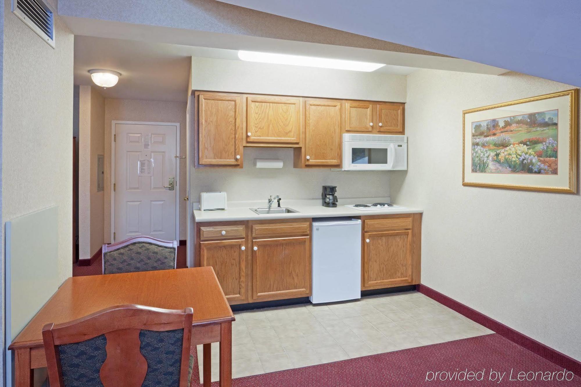 Hotel Express & By Ihg White River Junction