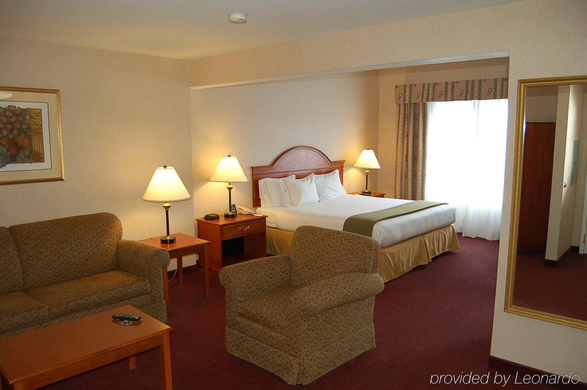 Express & By Ihg Hotel